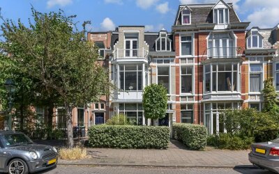 Adelheidstraat 84