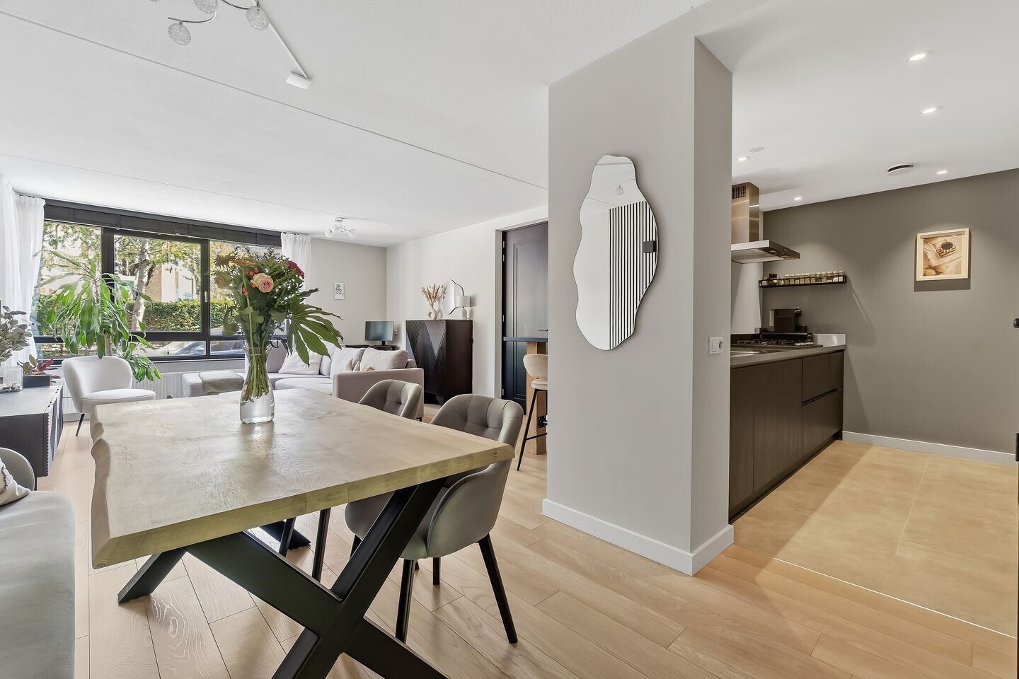Woning te koop: 2e De Carpentierstraat 141, 'S-Gravenhage