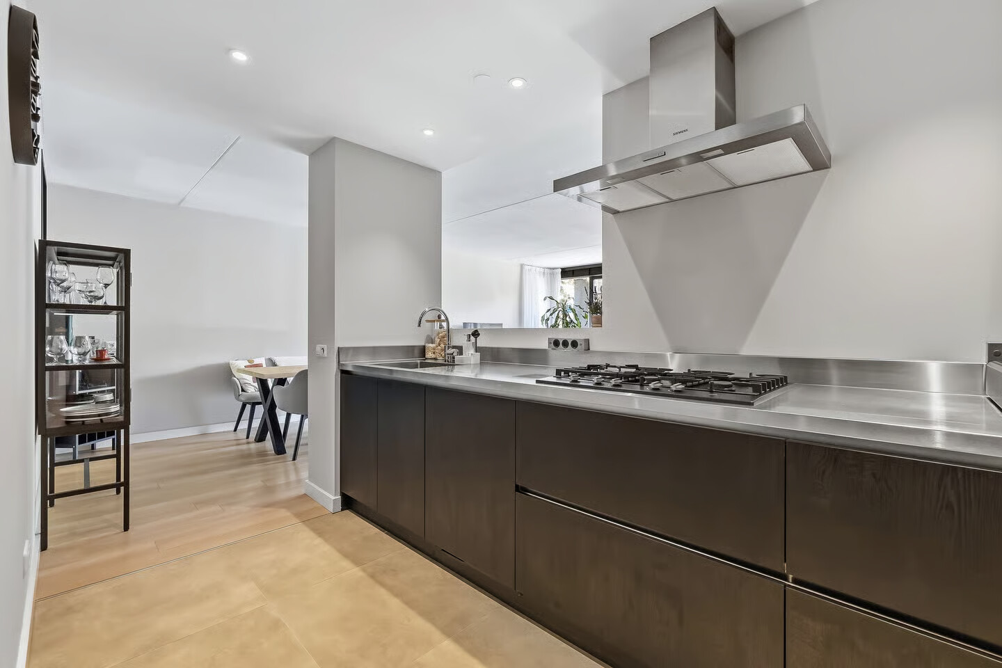 Woning te koop: 2e De Carpentierstraat 141, 'S-Gravenhage