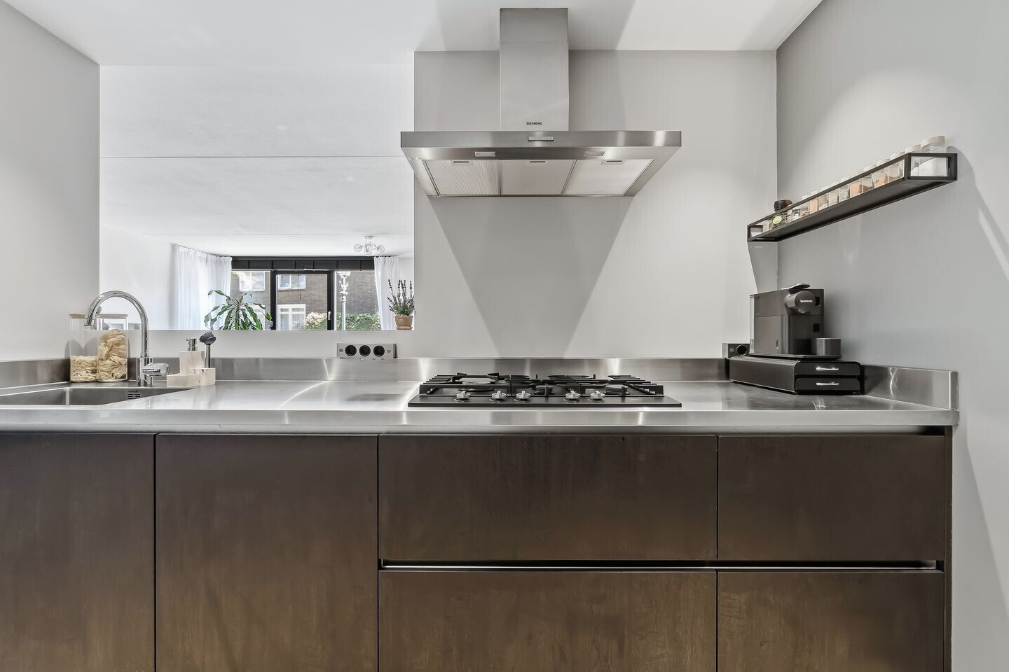 Woning te koop: 2e De Carpentierstraat 141, 'S-Gravenhage