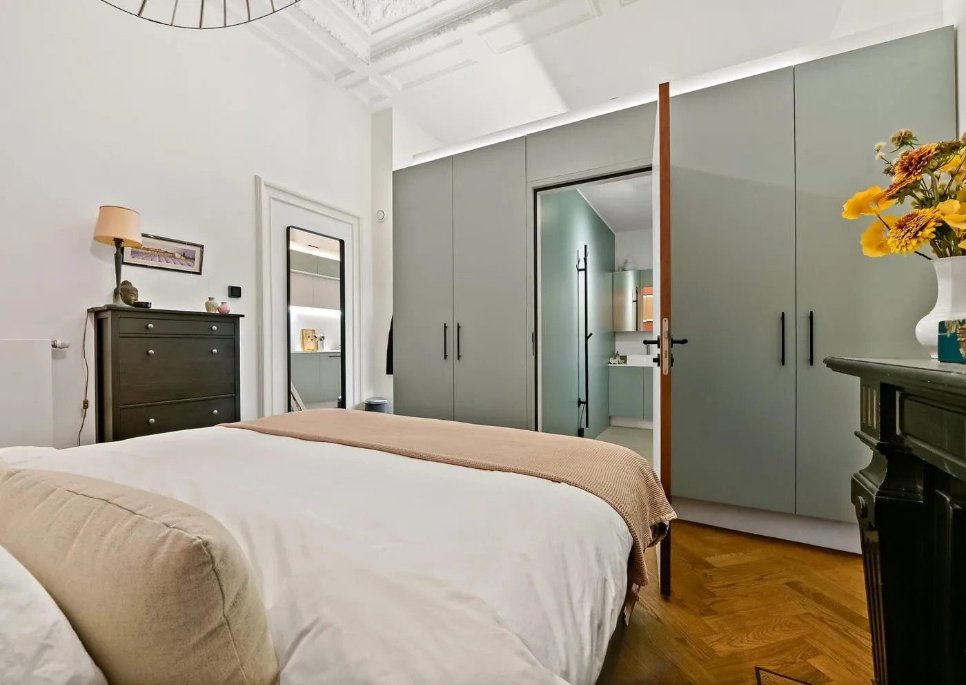 Appartement te koop: Nassau Dillenburgstraat 3, 'S-Gravenhage