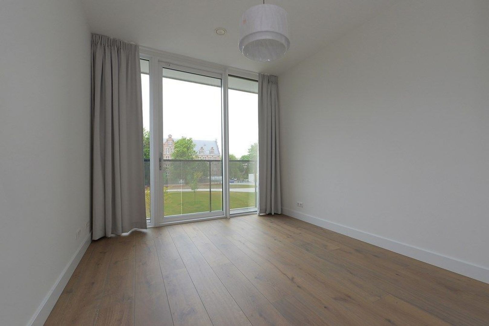 Appartement te huur: Oostduinplein 240, 'S-Gravenhage