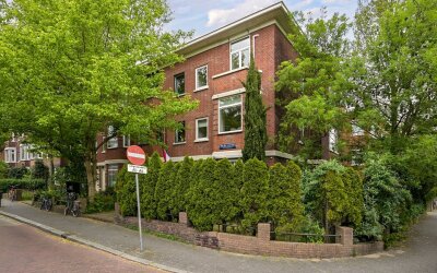 Van der Aas. 31