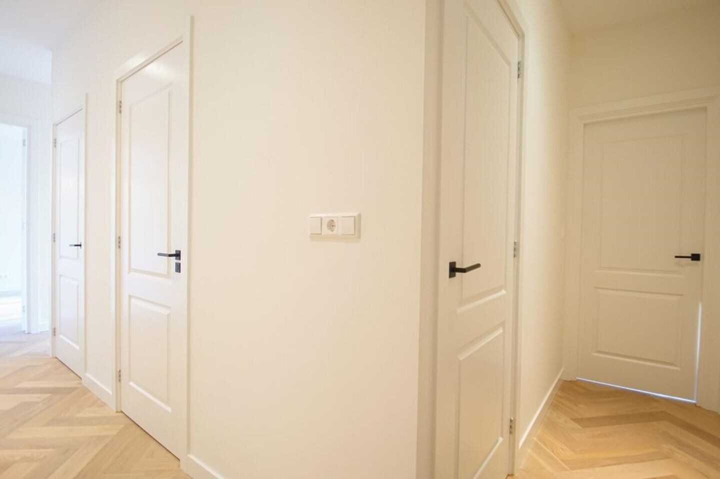 Appartement te huur: Van Kijfhoeklaan 57, 'S-Gravenhage