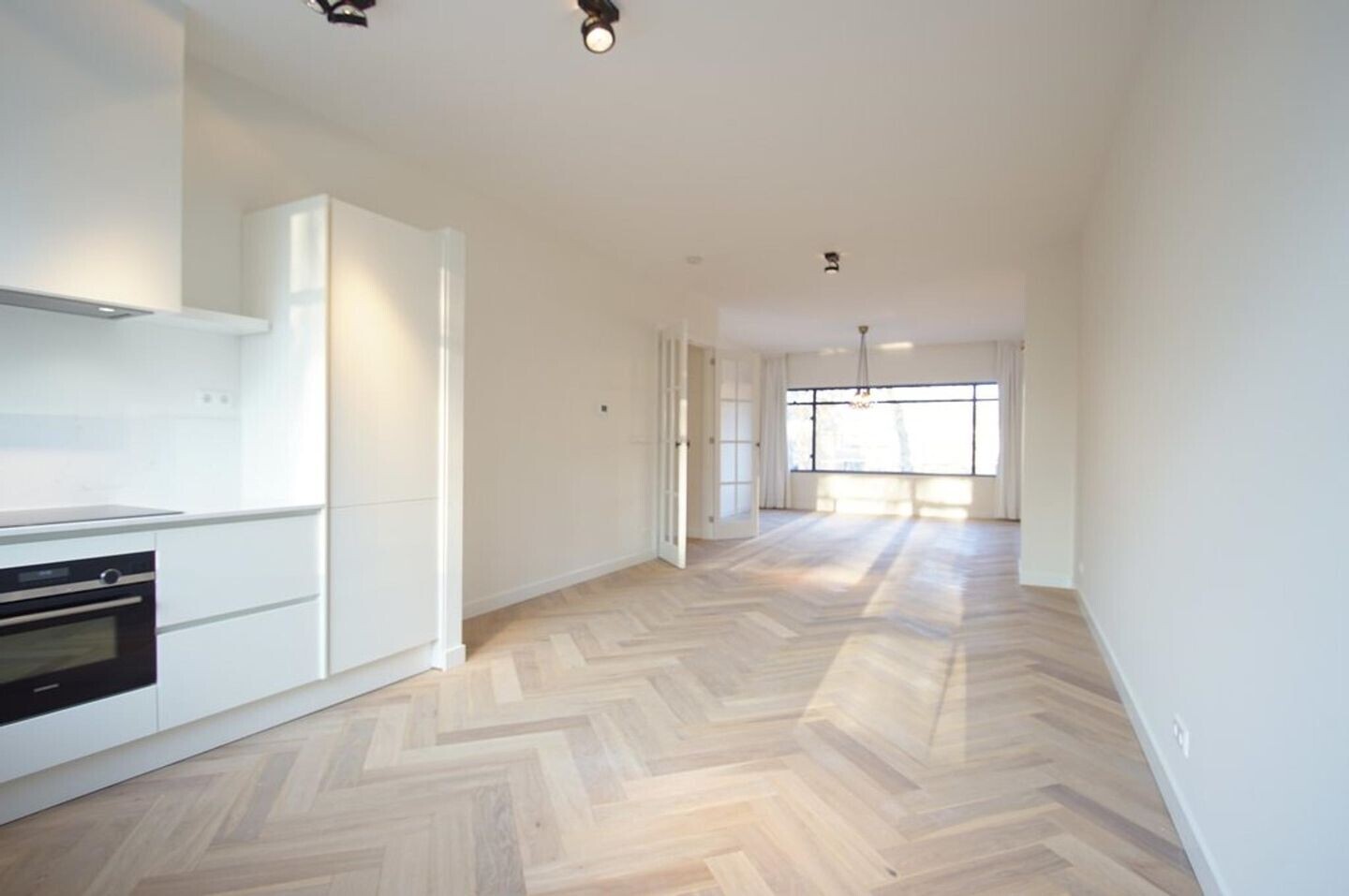 Appartement te huur: Van Kijfhoeklaan 57, 'S-Gravenhage
