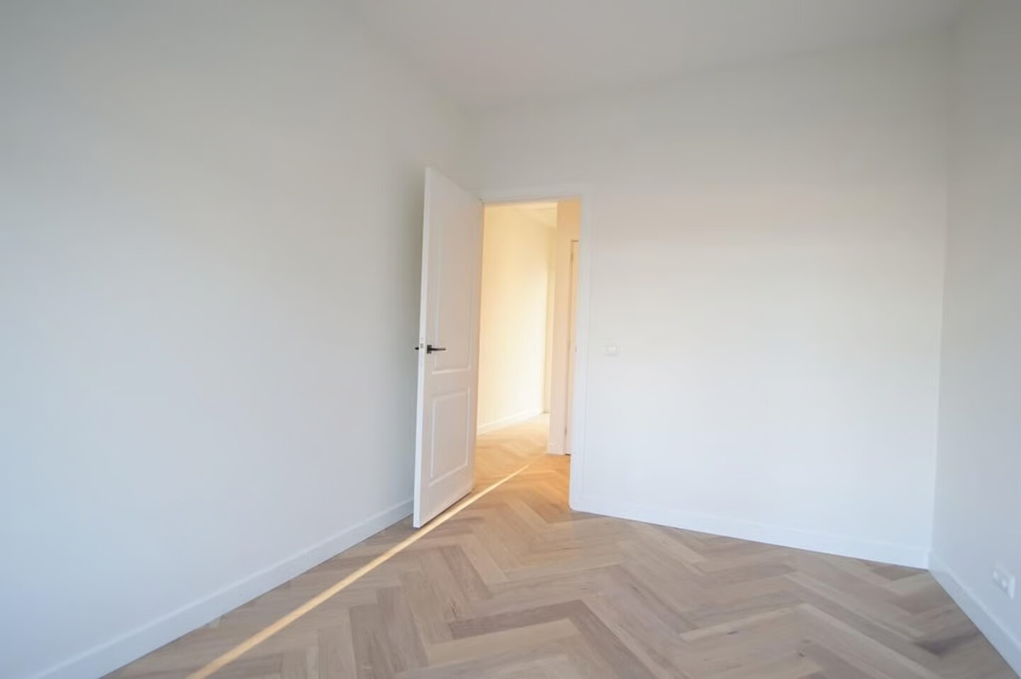 Appartement te huur: Van Kijfhoeklaan 57, 'S-Gravenhage