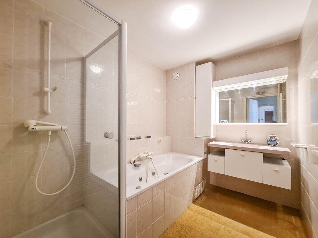Appartement te huur: Jan Muschlaan 48, 'S-Gravenhage
