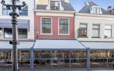 Markt 8-B