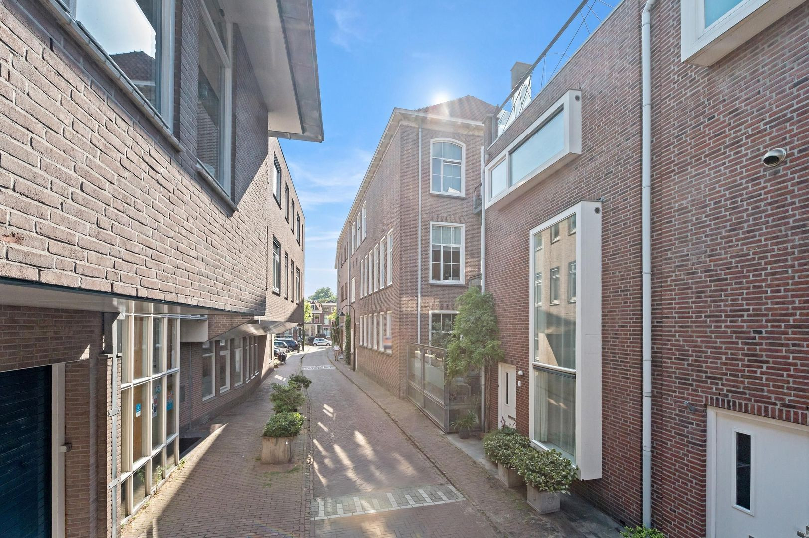 Hoekwoning te koop: Drie Akersstraat 1, Delft
