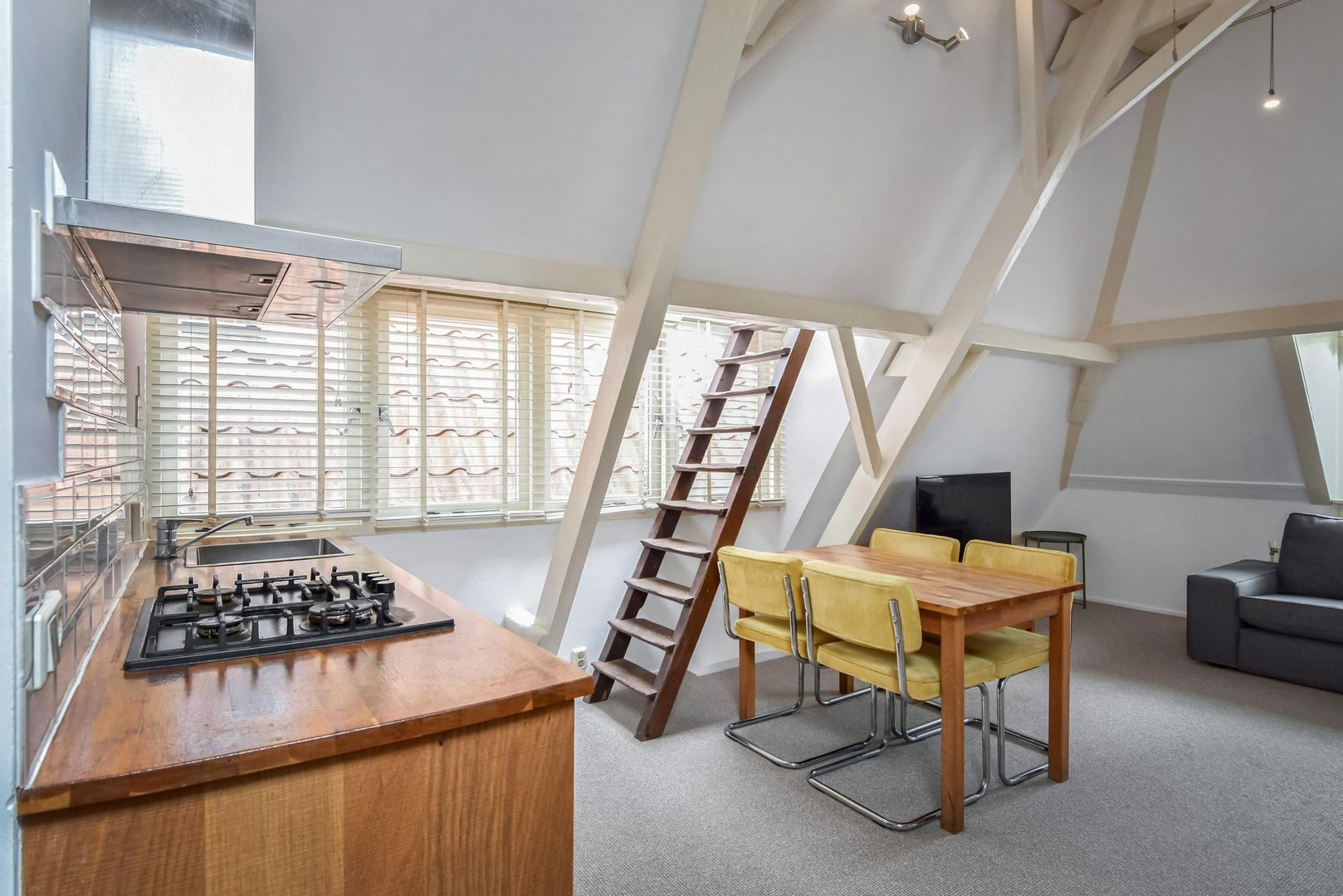 Studio te koop: Molenstraat 2C, Delft