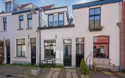 Doelenstraat 63