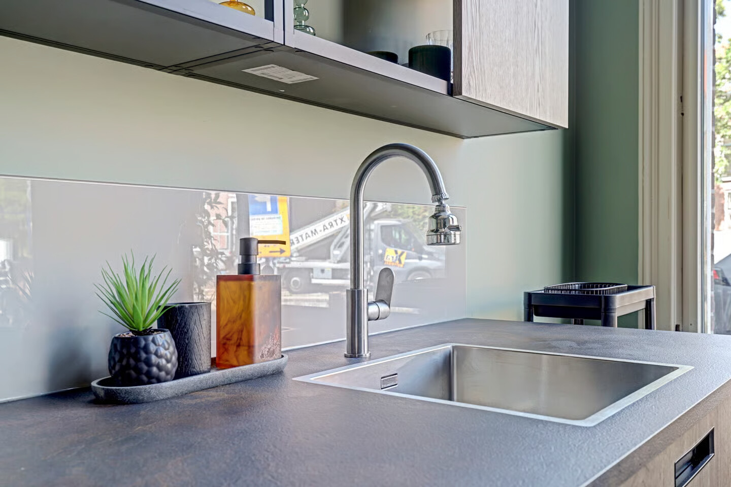 Tussenwoning te koop: Achterom 34, Delft