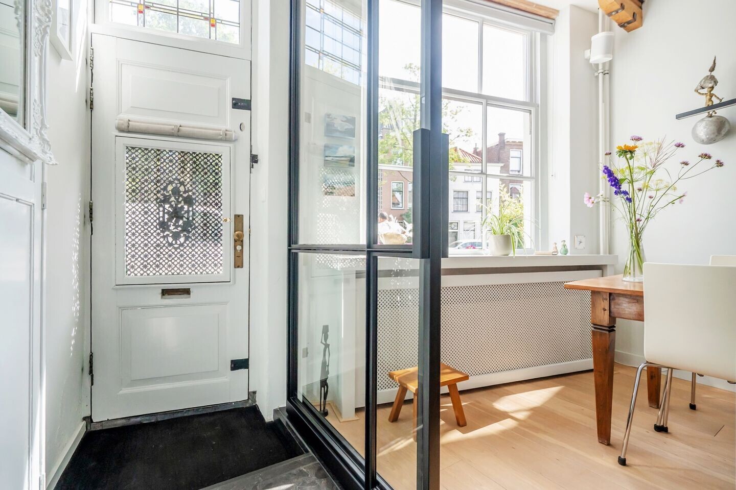 Tussenwoning te koop: Achterom 98, Delft