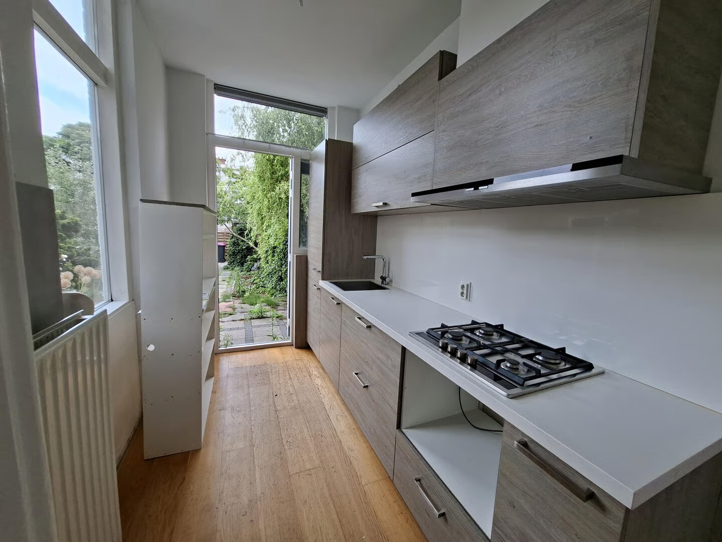 Tussenwoning te koop: Vermeerstraat 27, Delft