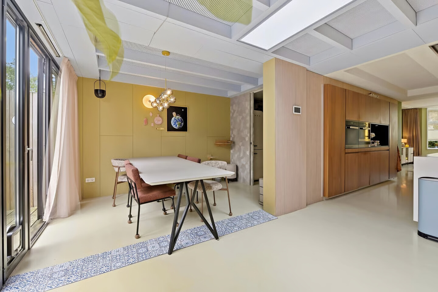 Tussenwoning te koop: Hof van Delftlaan 7, Delft