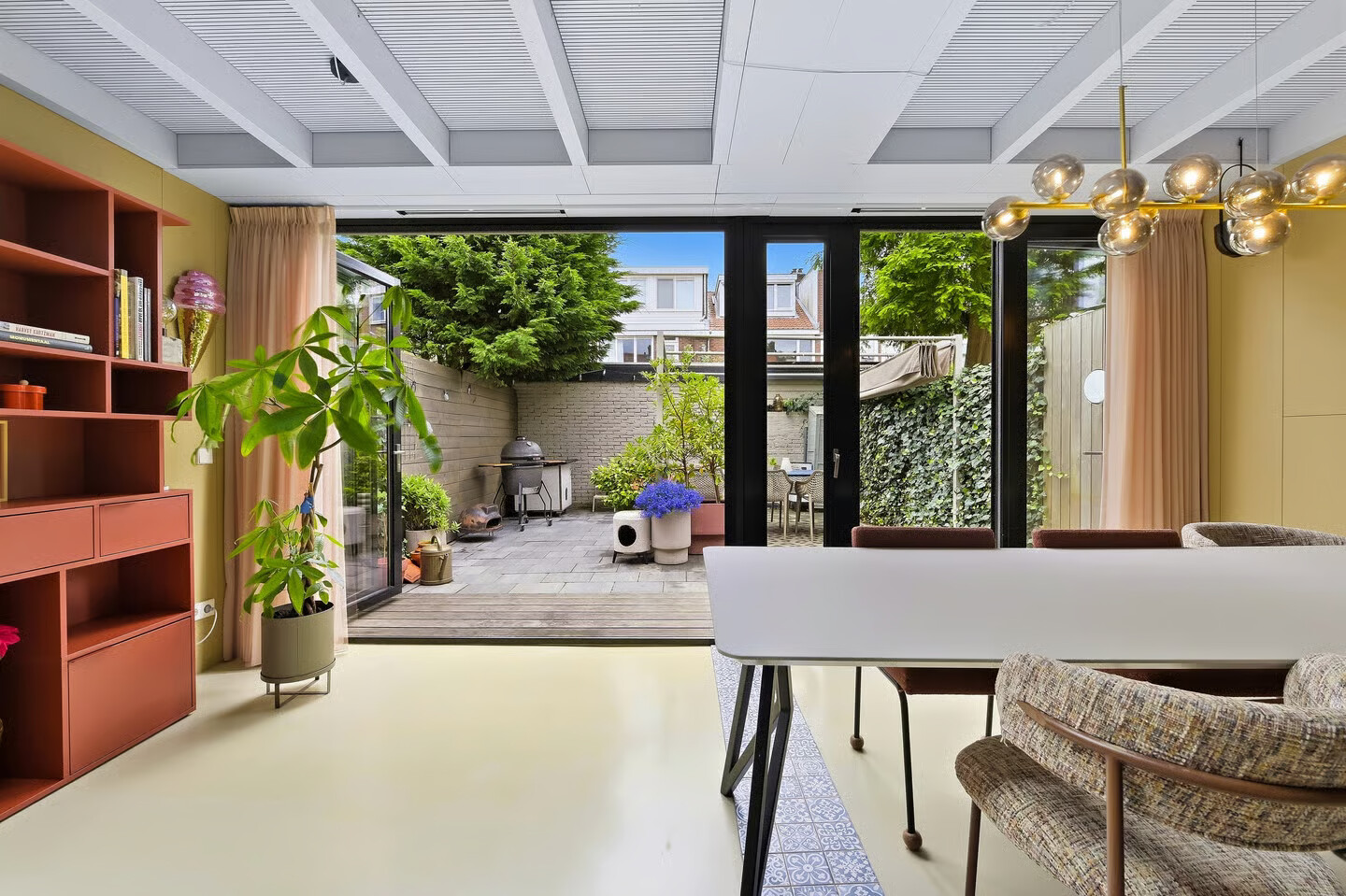 Tussenwoning te koop: Hof van Delftlaan 7, Delft