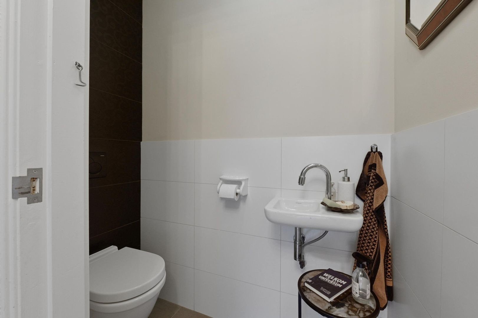 Tussenwoning te koop: Van Heemstrastraat 26, Delft