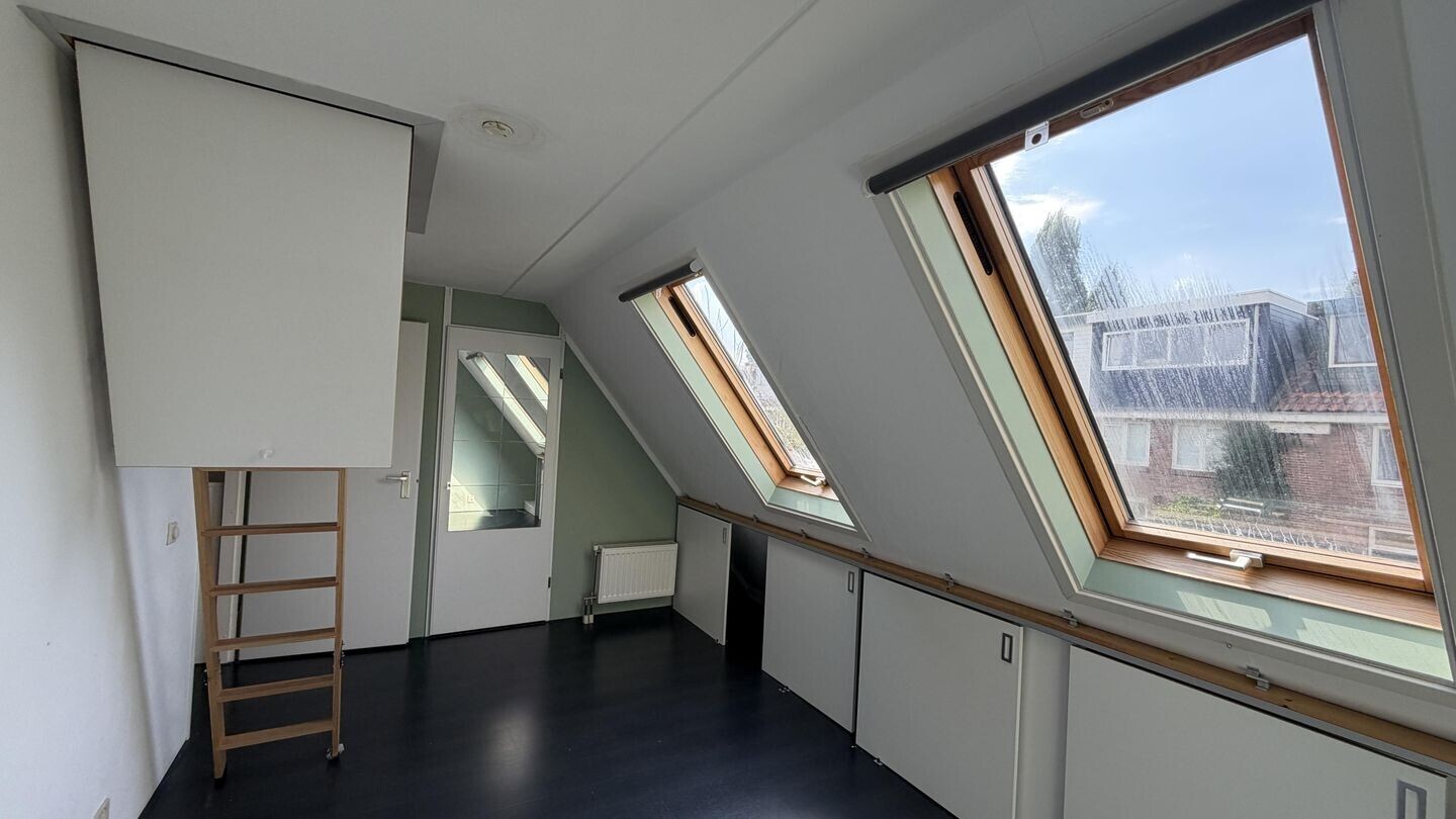 Tussenwoning te koop: Carthuyzerstraat 27, Delft