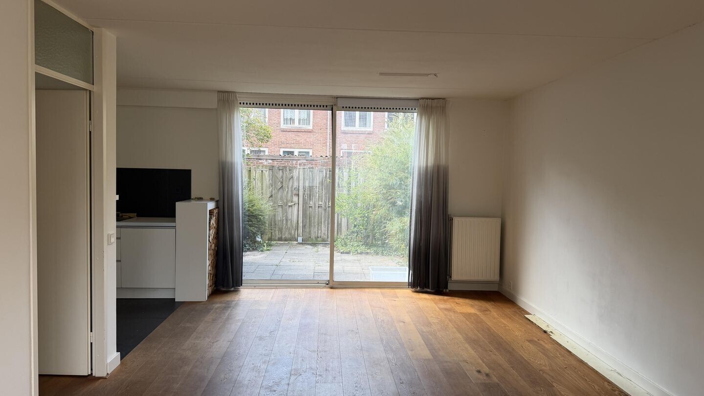 Tussenwoning te koop: Carthuyzerstraat 35, Delft