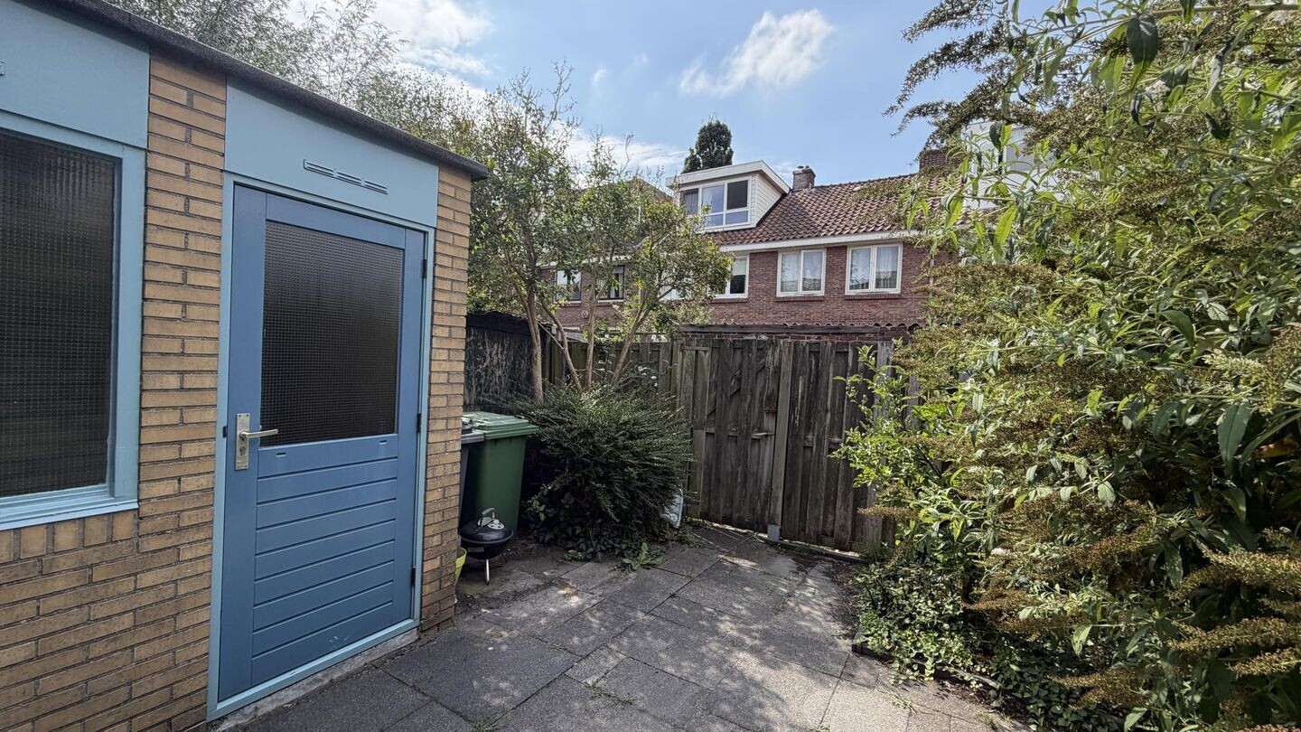 Tussenwoning te koop: Carthuyzerstraat 35, Delft