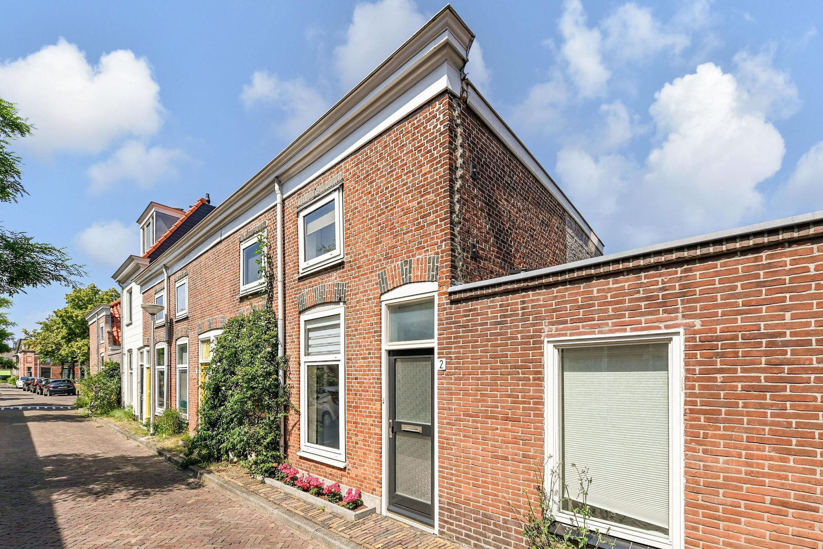 Tussenwoning te koop: Carthuyzerstraat 2, Delft