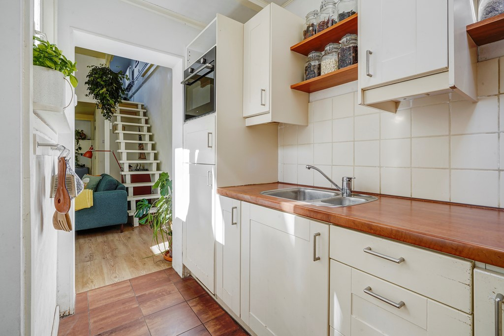 Tussenwoning te koop: Westerstraat 14, Delft