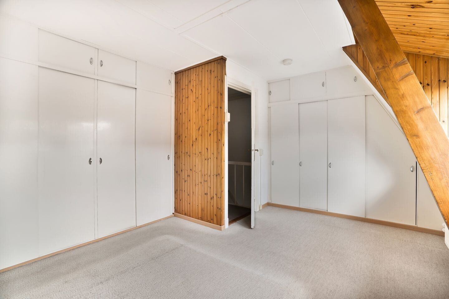 Tussenwoning te koop: Jan de Wittstraat 15, Delft