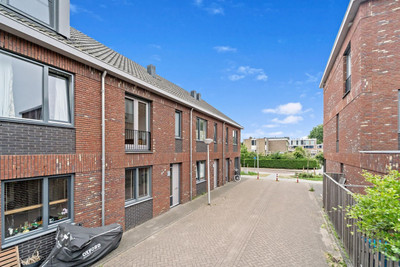 Lambrecht van Linschotenstraat 11