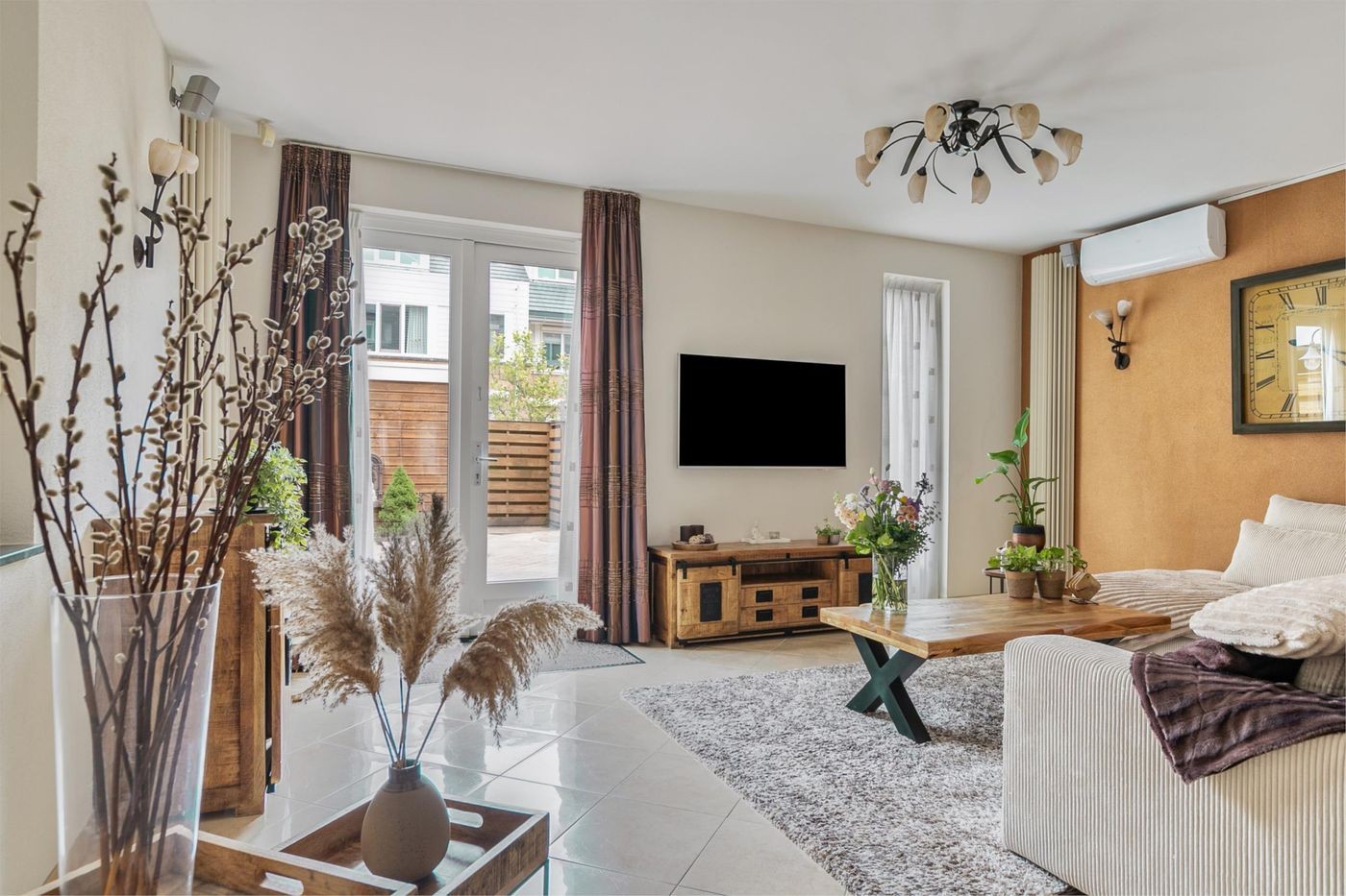 Tussenwoning te koop: Moutmolen 1, Delft