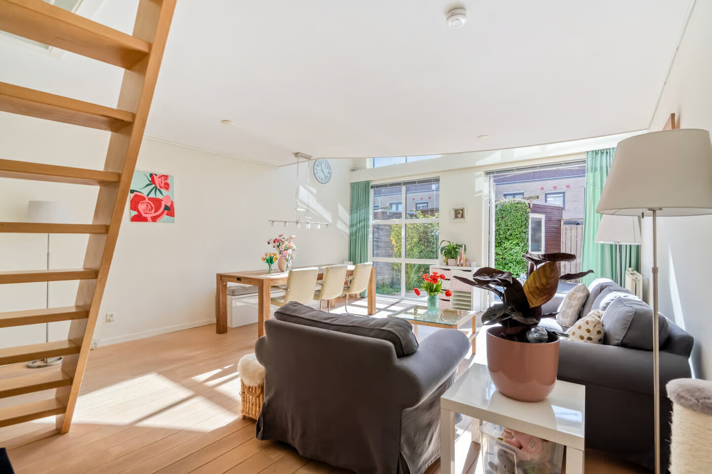 Hoekwoning te koop: Hof van Aquamarijn 4, Delft
