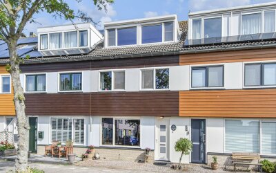 Oe Thantstraat 15