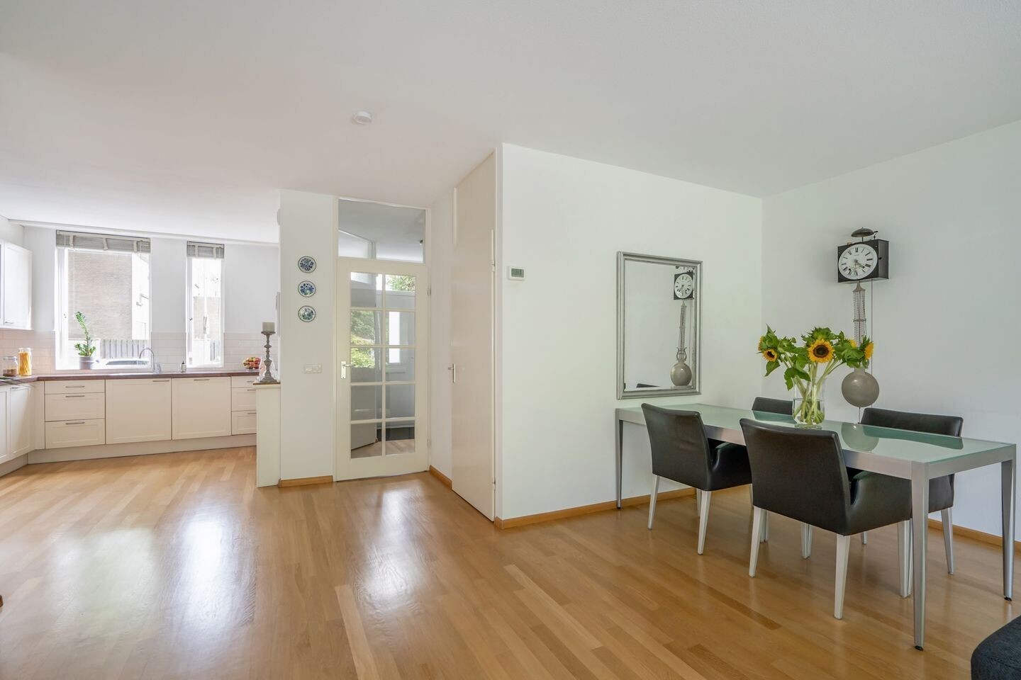 Tussenwoning te koop: Edelhertlaan 8, Delft