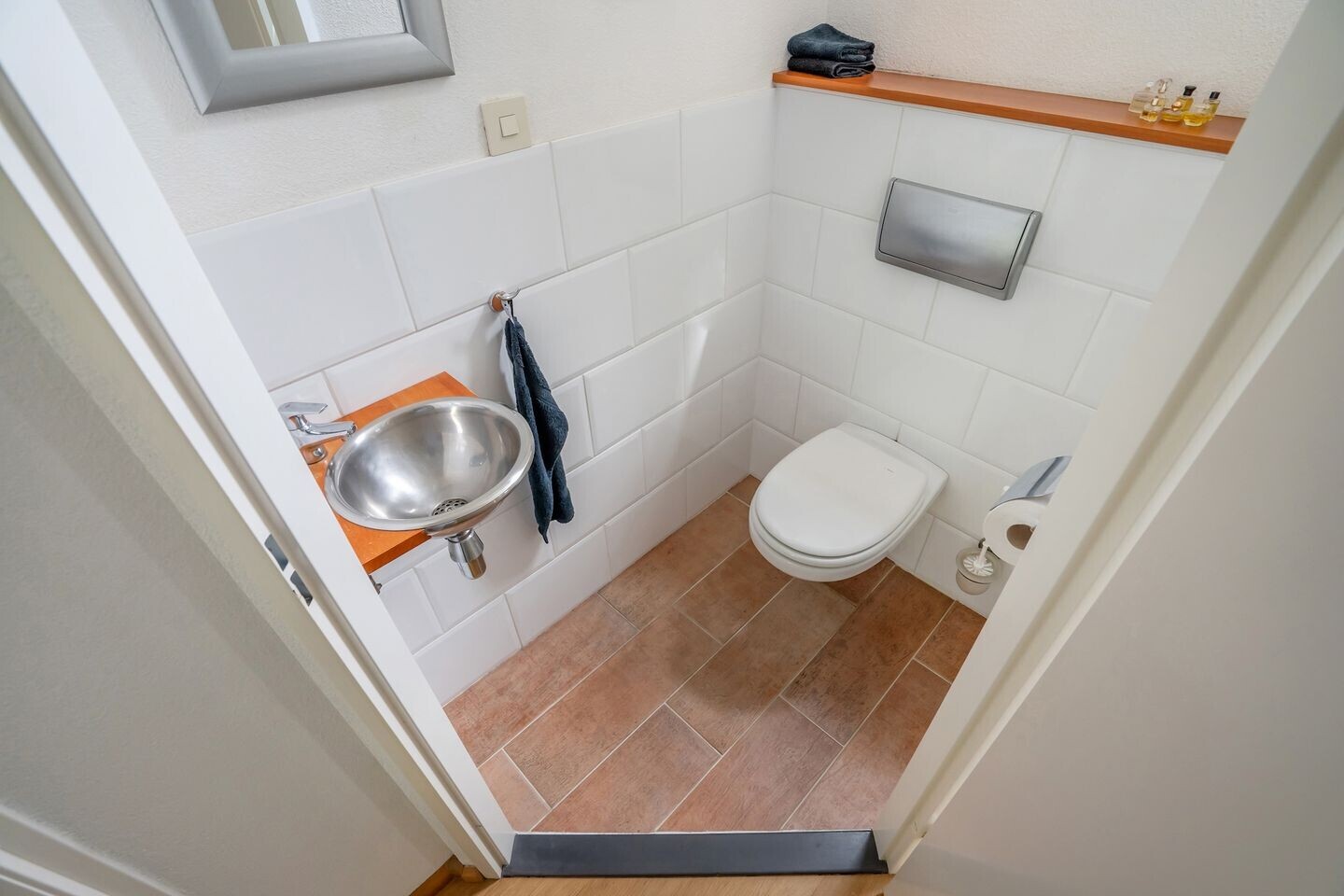 Tussenwoning te koop: Edelhertlaan 8, Delft