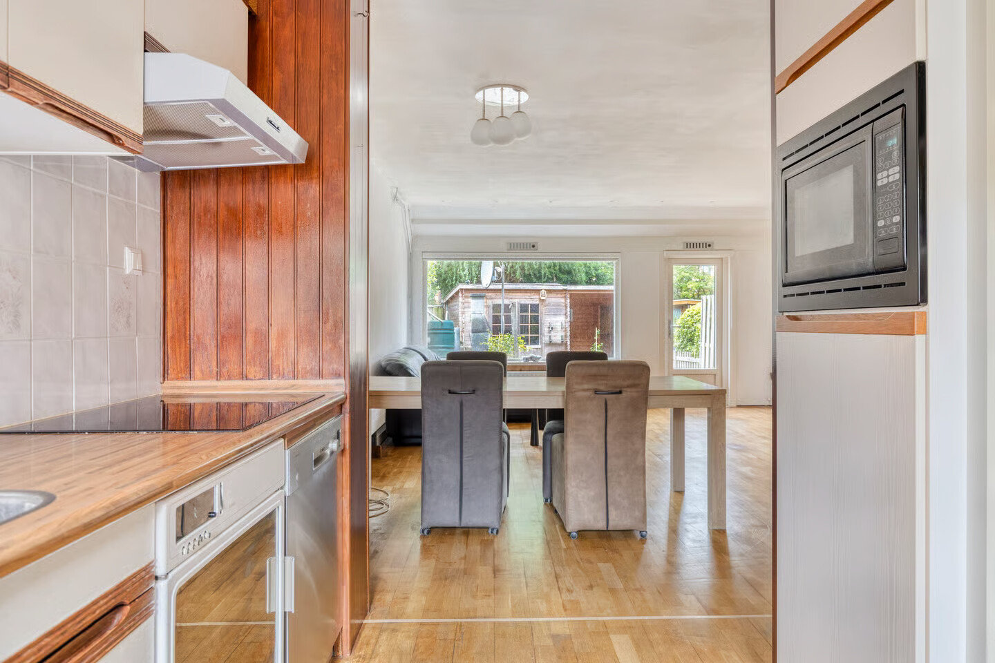 Tussenwoning te koop: Sijsjespad 3, Delft