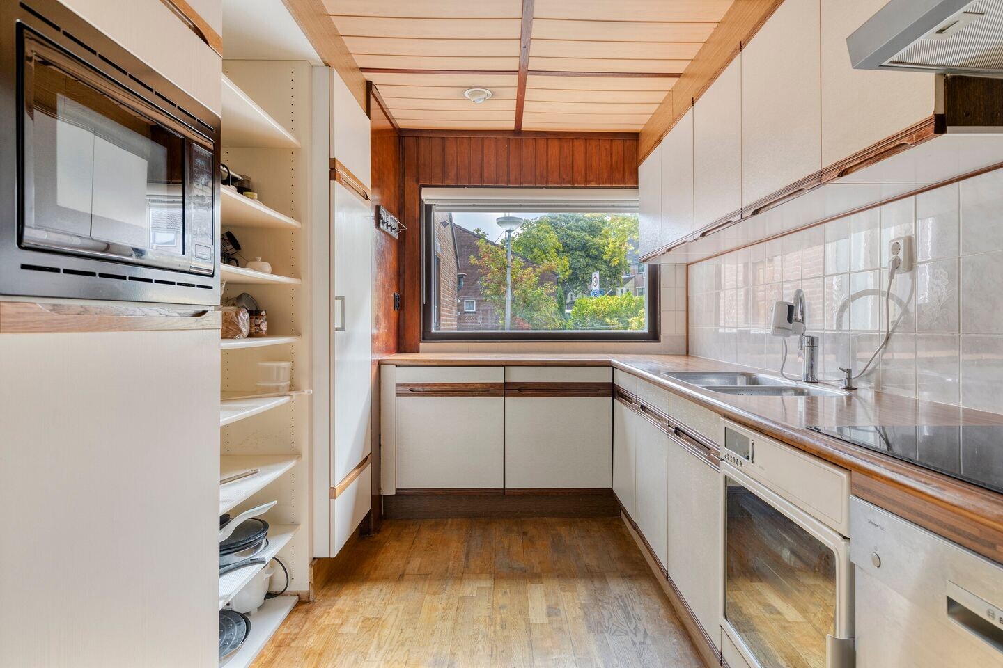 Tussenwoning te koop: Sijsjespad 3, Delft
