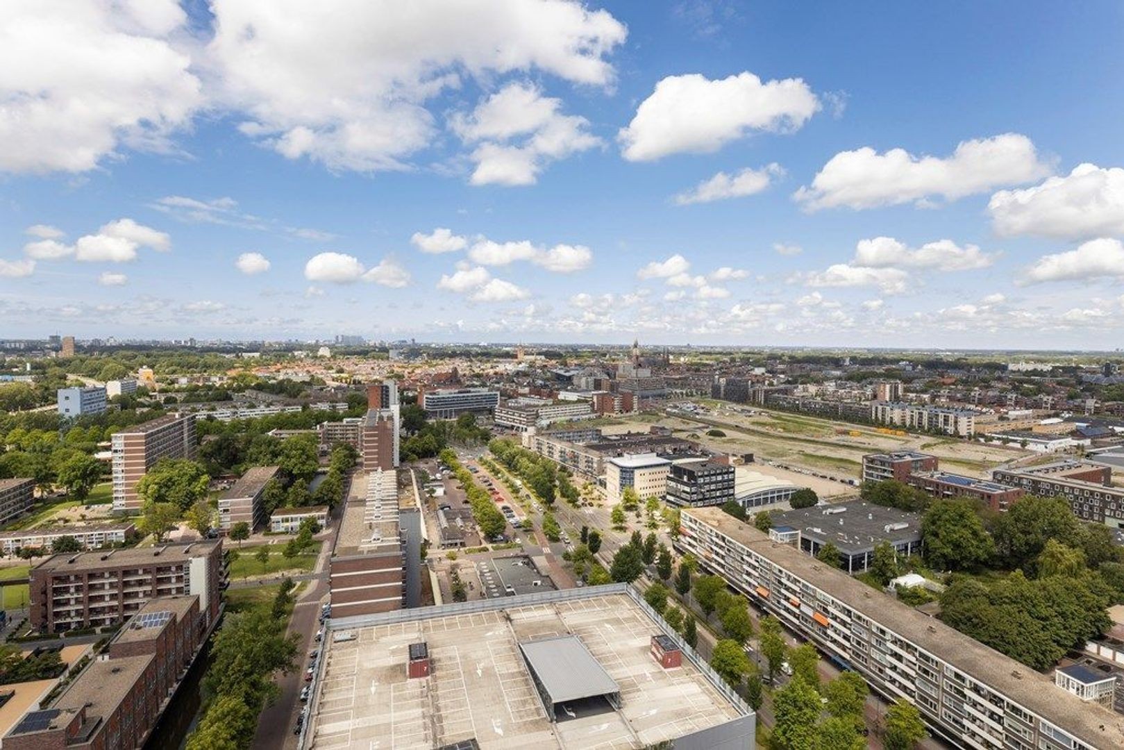 Appartement te huur: Martinus Nijhofflaan 2Z3, Delft