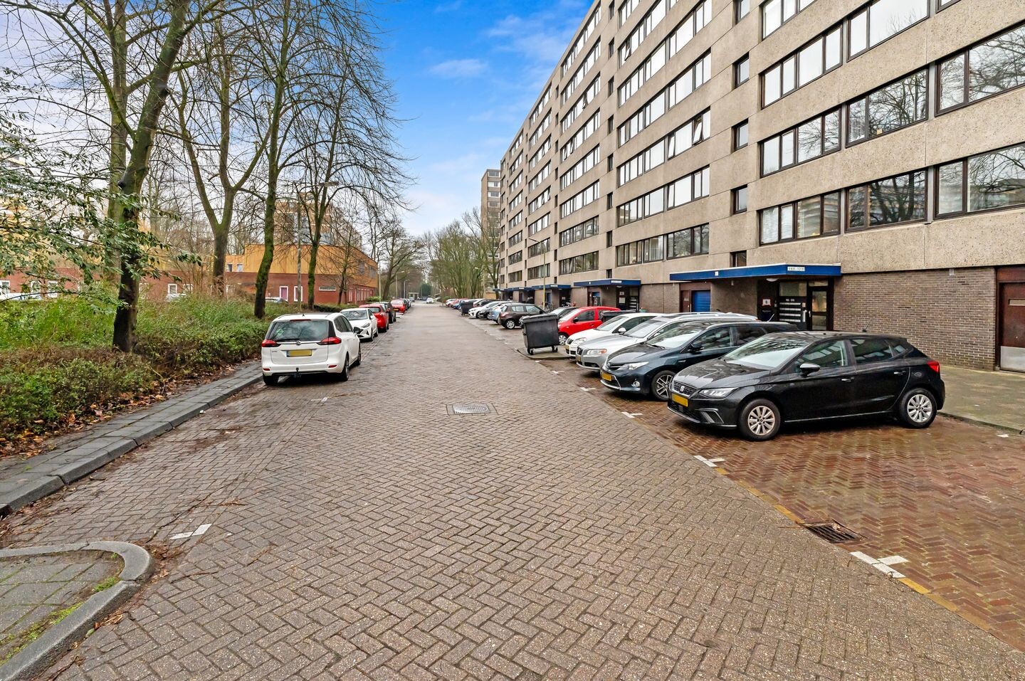 Appartement te koop: Roland Holstlaan 1066, Delft