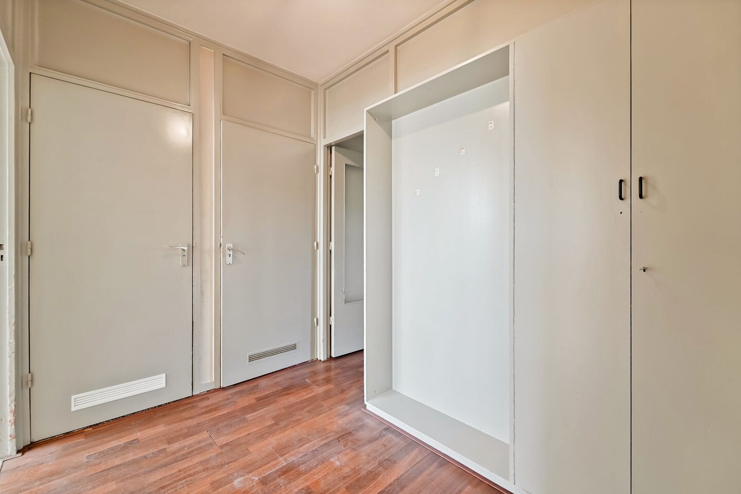 Appartement te koop: Roland Holstlaan 1066, Delft