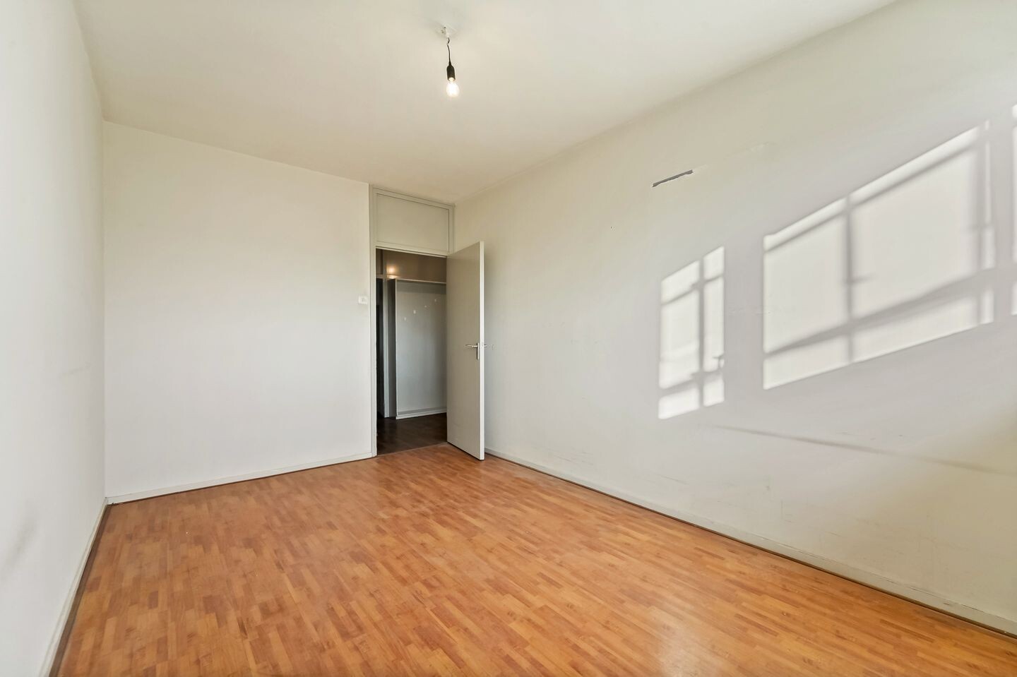 Appartement te koop: Roland Holstlaan 1066, Delft