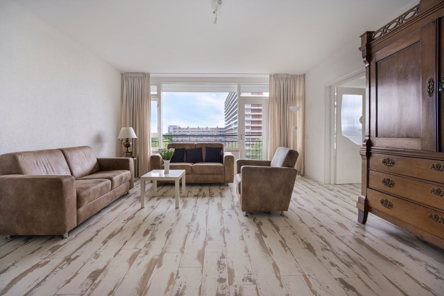 Appartement te koop: Roland Holstlaan 1013, Delft