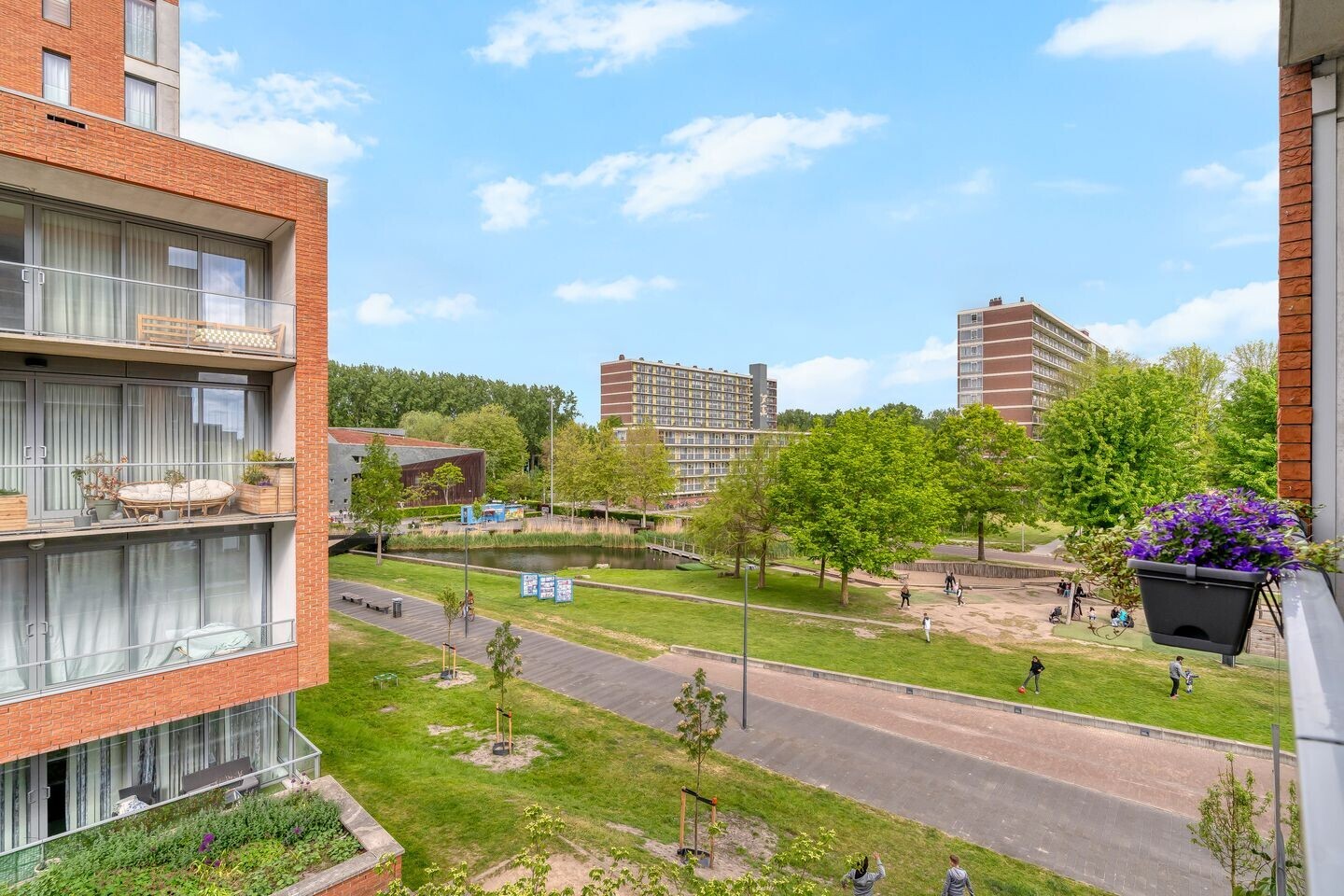 Appartement te koop: Taj Mahalplaats 77, Delft