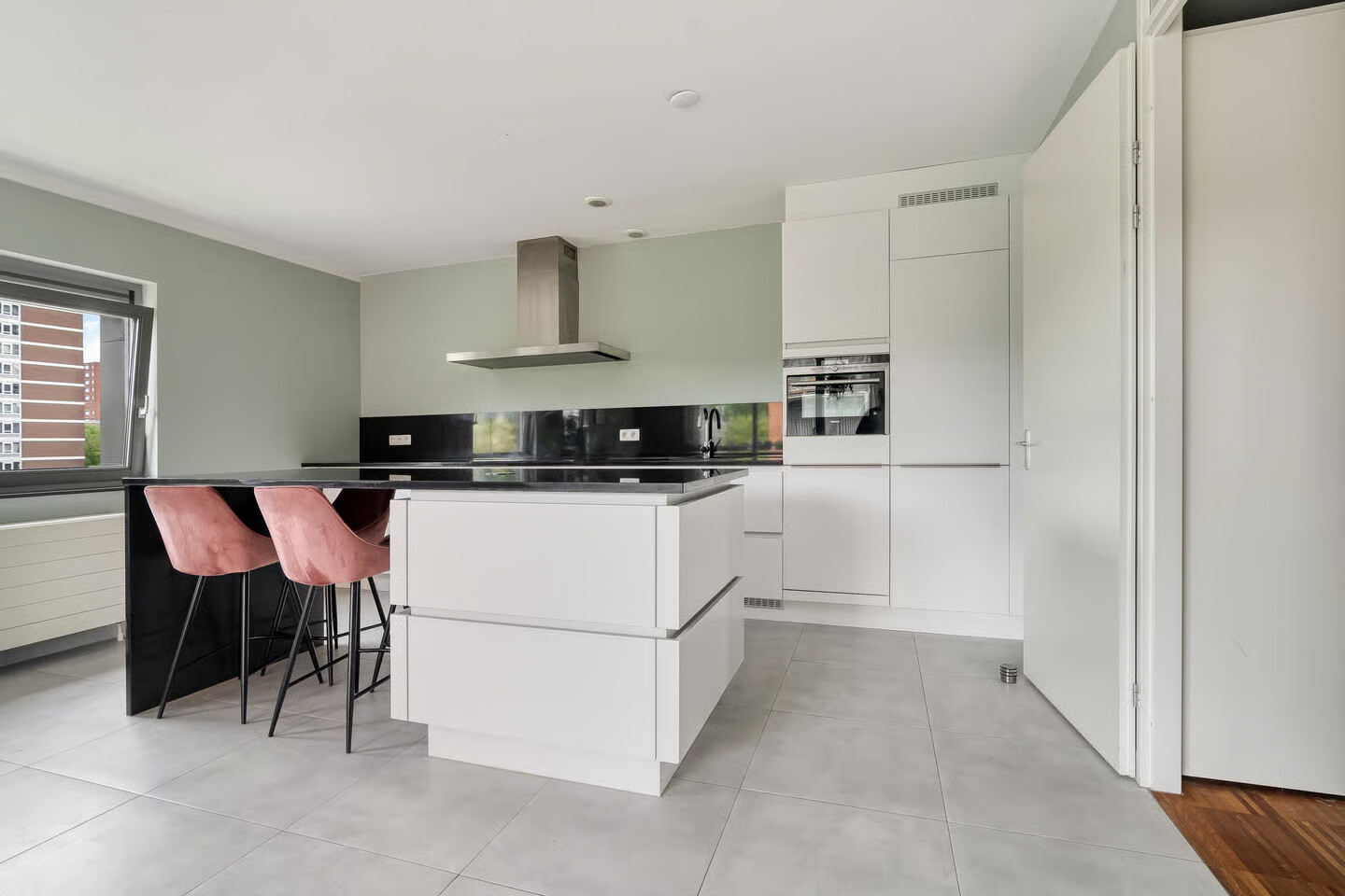 Appartement te koop: Taj Mahalplaats 77, Delft