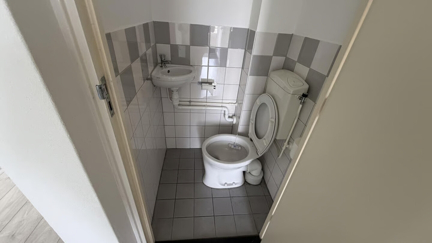 Appartement te koop: Dirk Costerplein 235, Delft