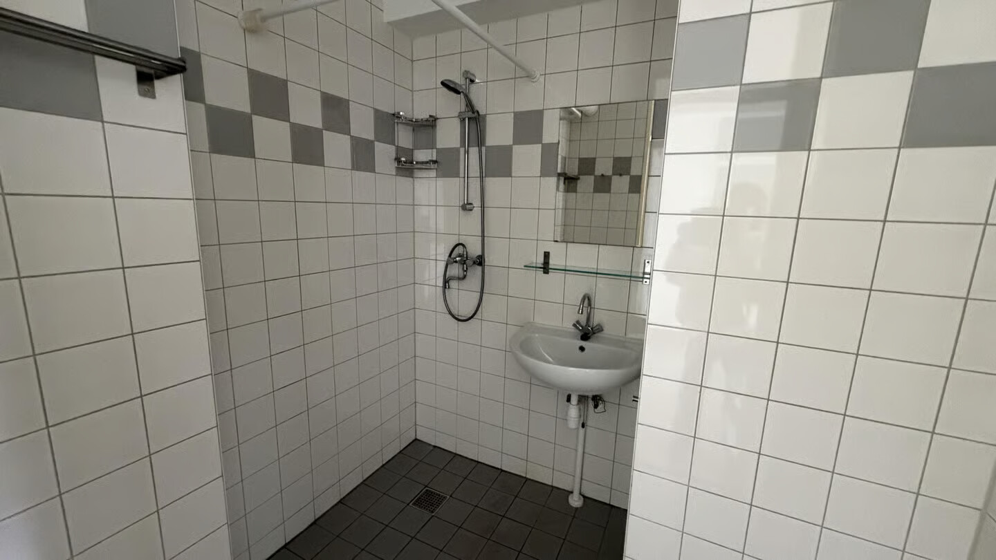 Appartement te koop: Dirk Costerplein 235, Delft