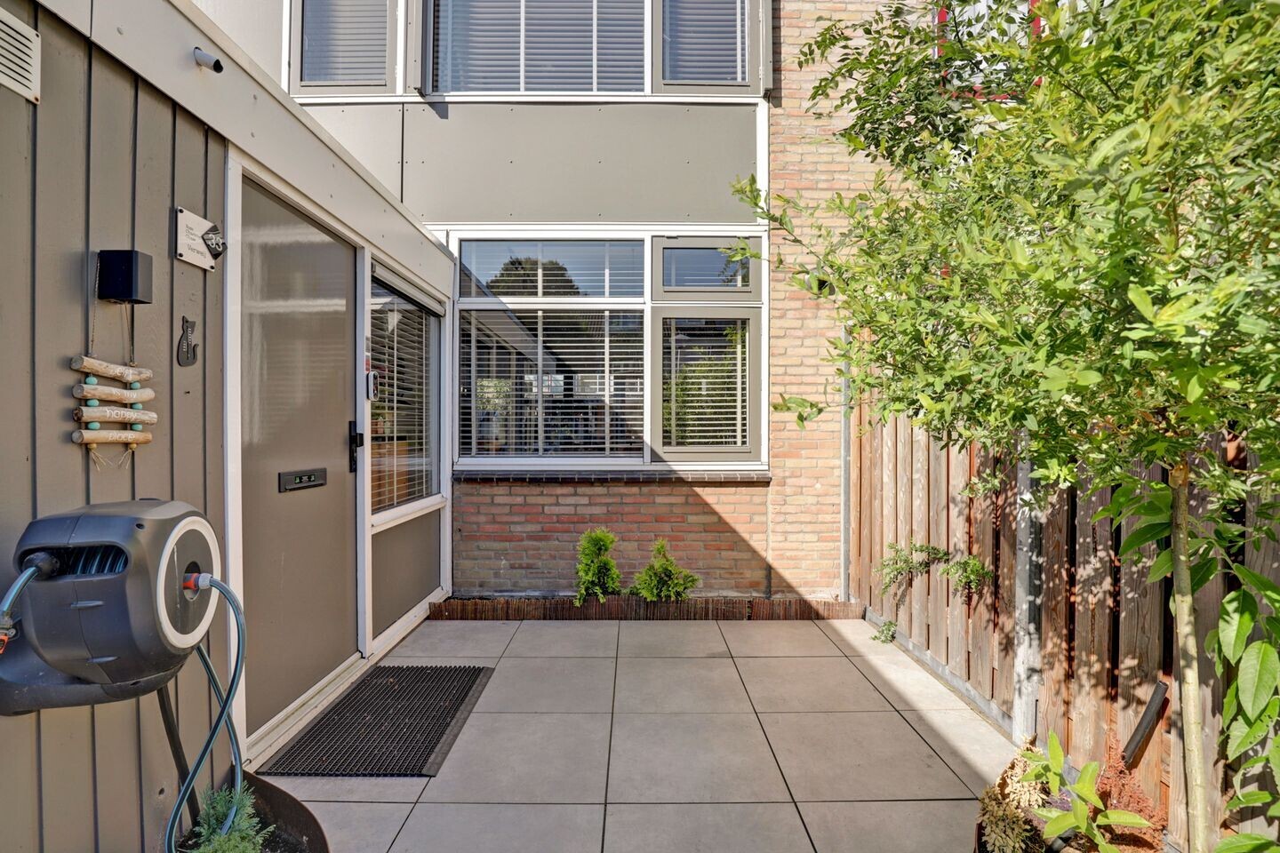 Tussenwoning te koop: Eisenhowerlaan 33, Delft