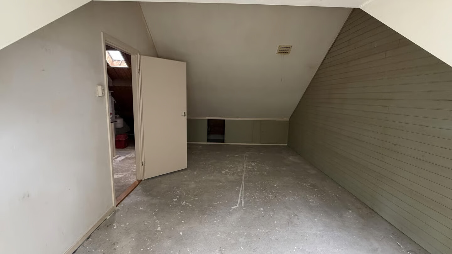 Hoekwoning te koop: Eisenhowerlaan 18, Delft