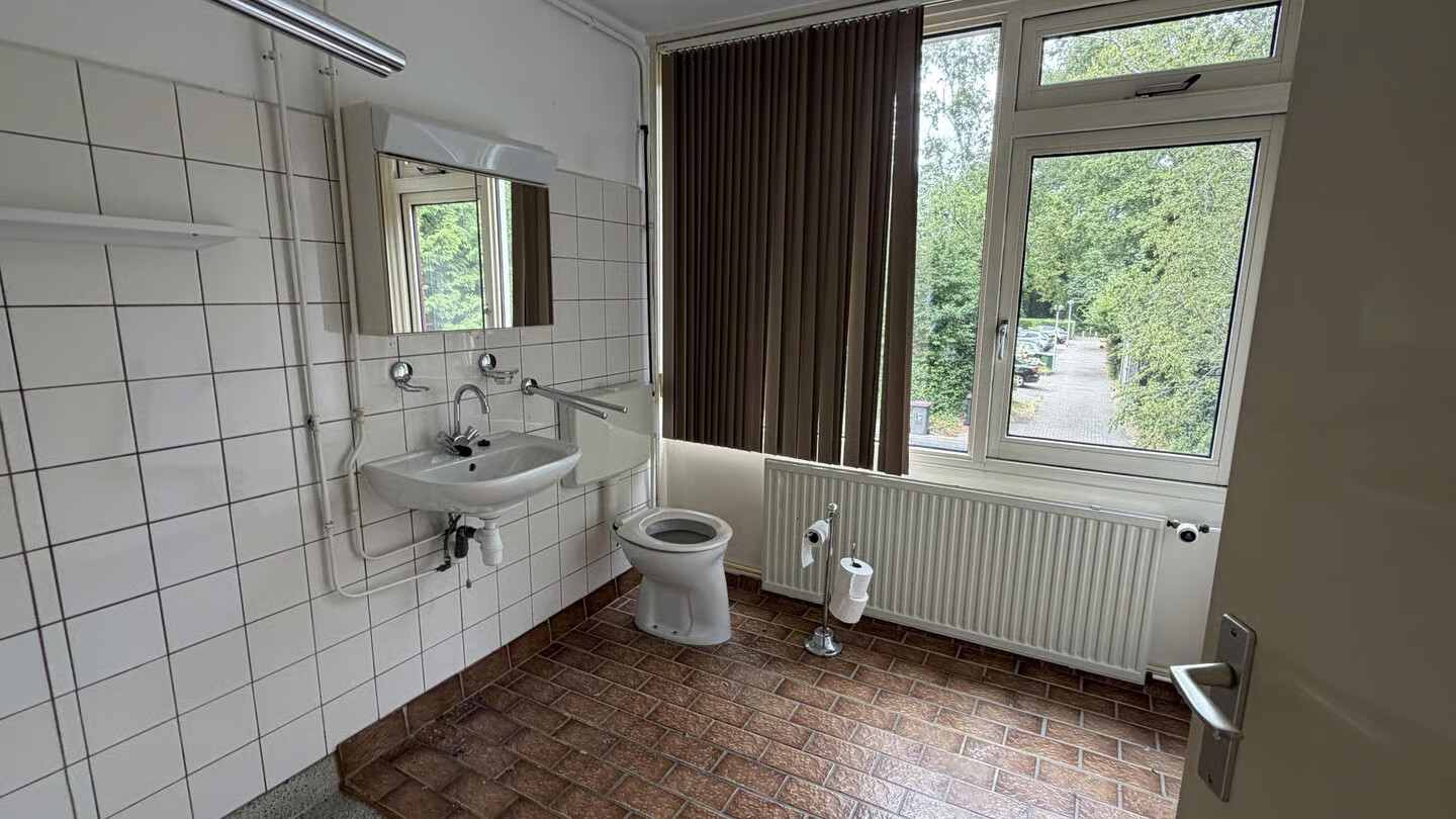 Hoekwoning te koop: Eisenhowerlaan 18, Delft