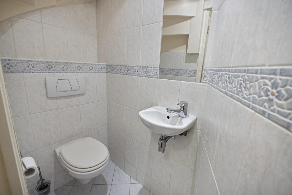 Tussenwoning te koop: Van der Kamlaan 34, Delft
