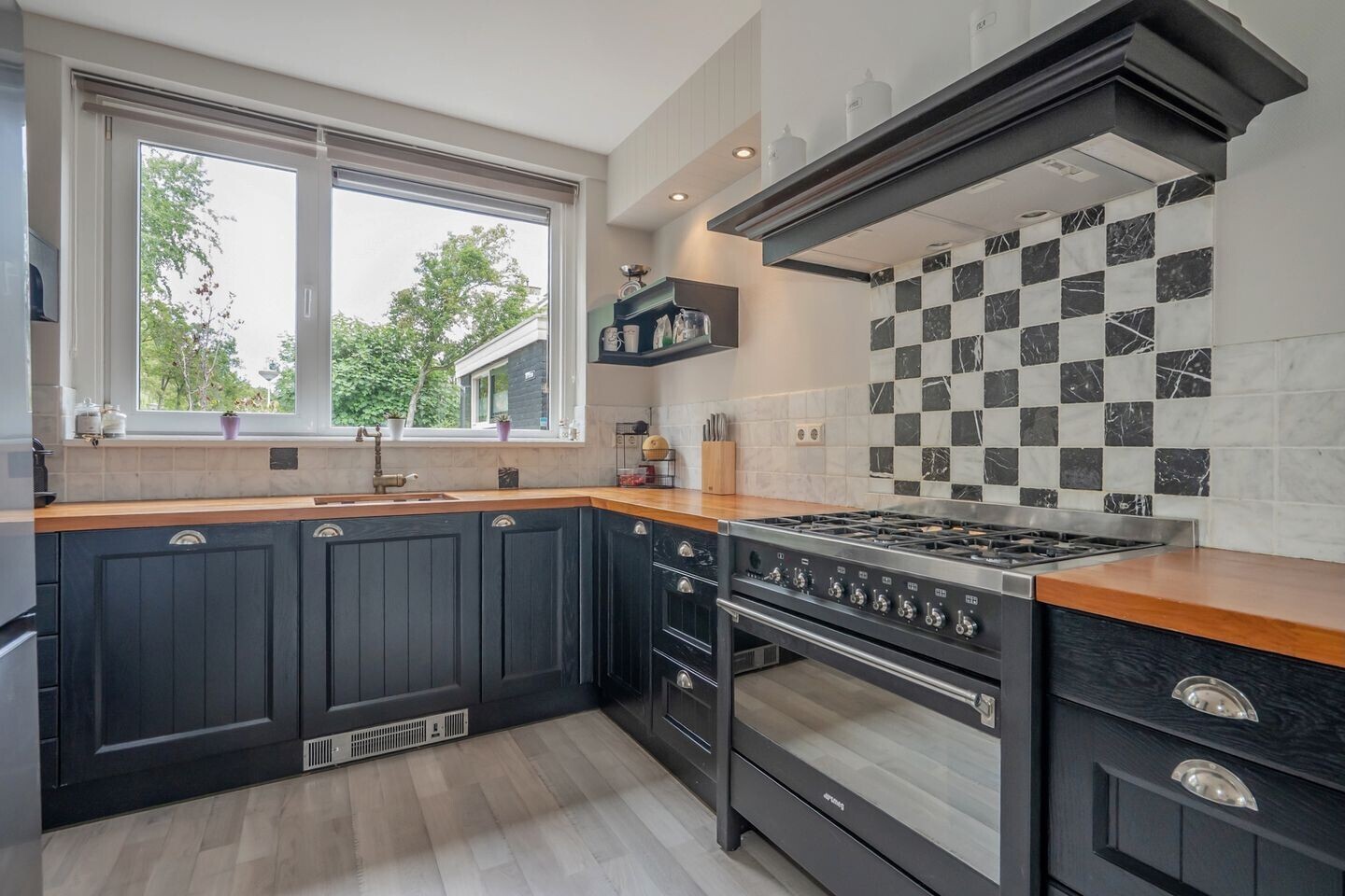 Tussenwoning te koop: Koetlaan 58, Delft