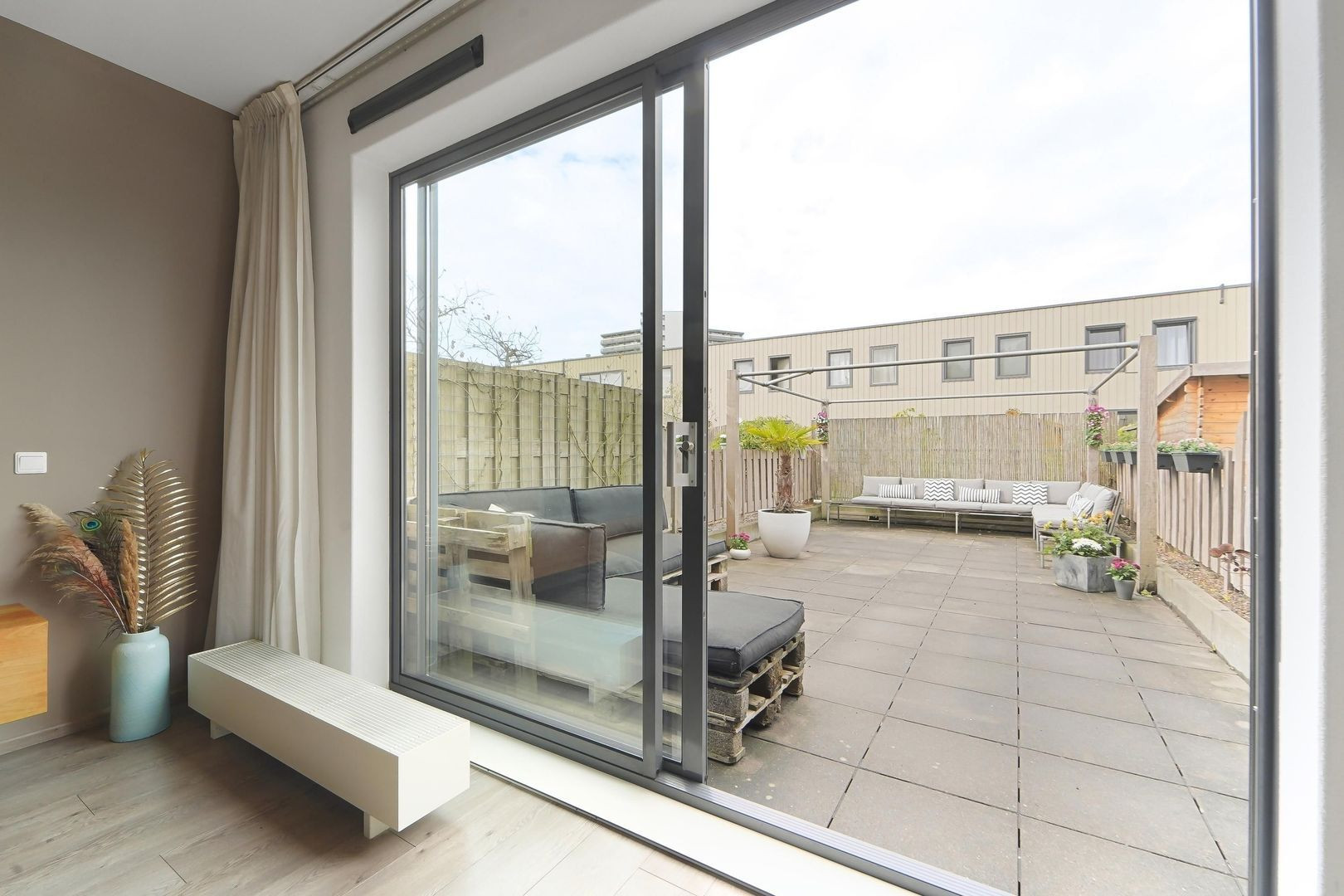 Tussenwoning te koop: Glenn Millerstraat 20, Delft